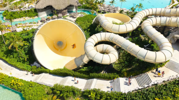 Punta Cana: El Dorado Water Park Entry with Hotel Transfers