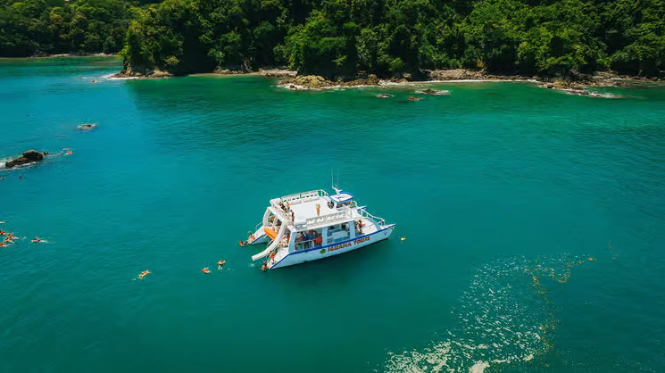 Manuel Antonio: Catamaran Cruise with Meal - Photo 4 (Gallery view)