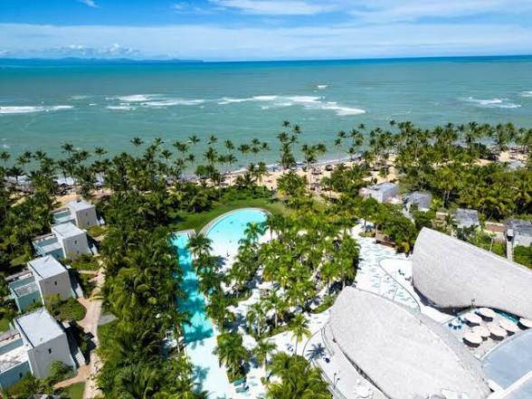 Playa Esmeralda  main view